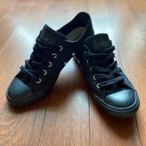 CONVERSE Chuck Taylor All Star Low Tops - black